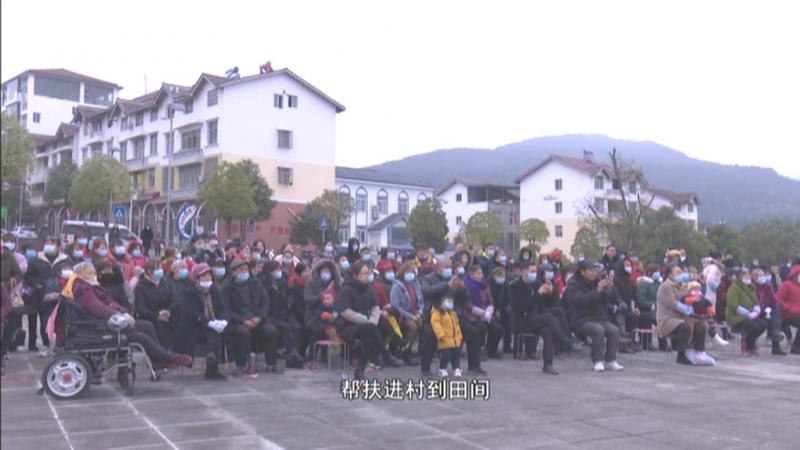 文艺小分队 让党的“声音”深入人心.mpg_20201216_192120.402.jpg