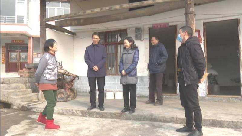 节前慰问送温暖 浓浓关怀暖人心.mpg_20210209_192427.059.jpg