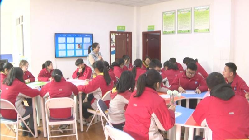深化教育扶贫 提升教育惠民水平.mpg_20210315_192221.472.jpg